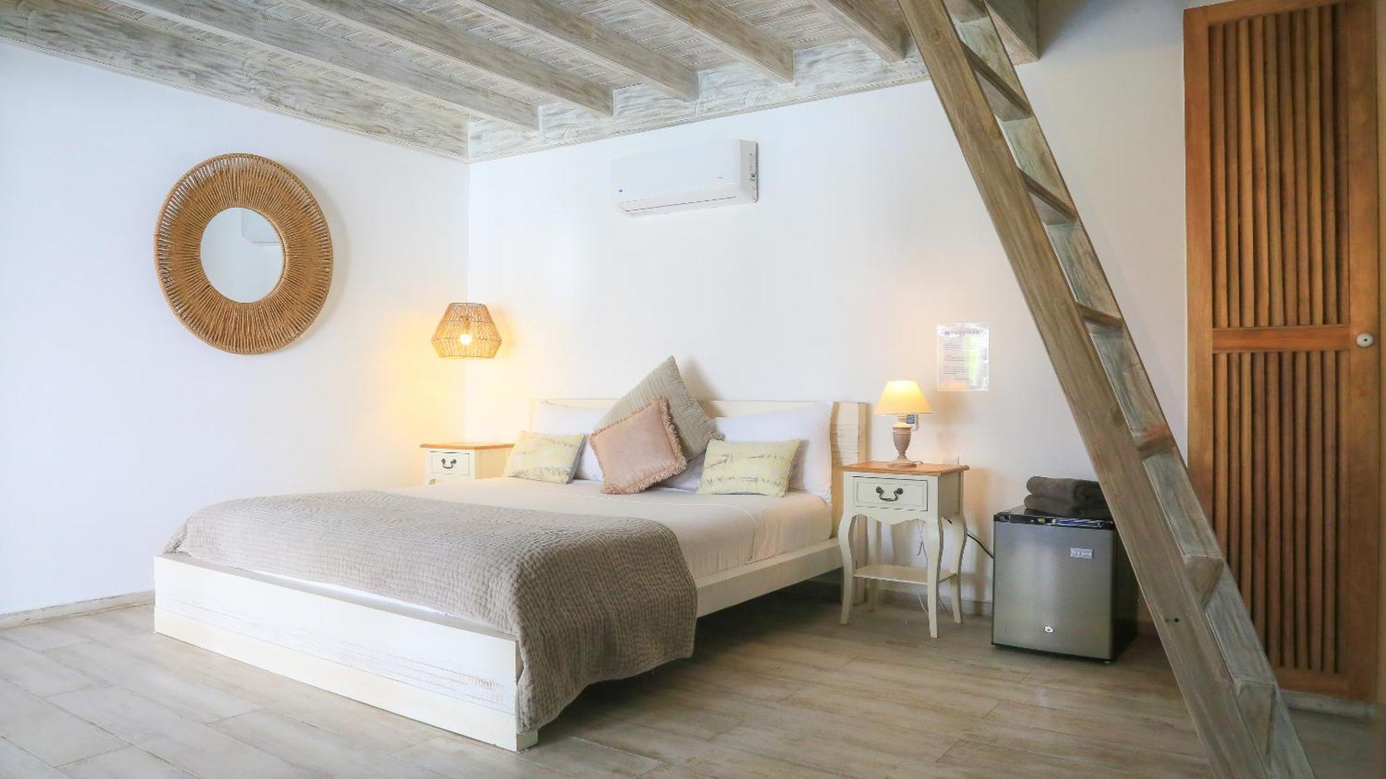 Takuma Boutik Hotel Лас Теренас Екстериор снимка