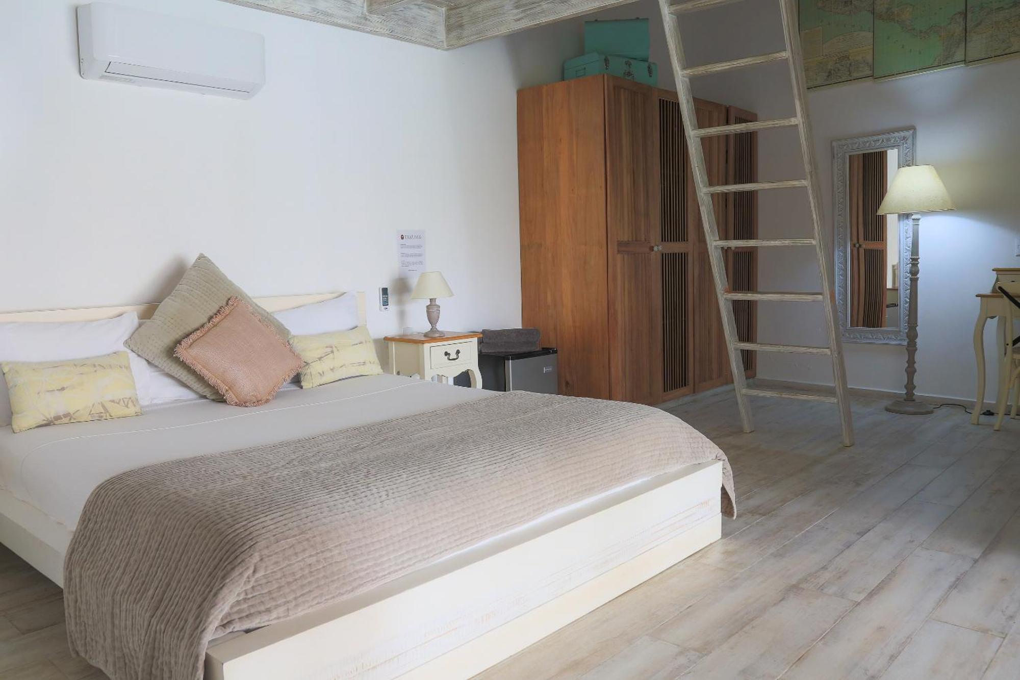 Takuma Boutik Hotel Лас Теренас Екстериор снимка