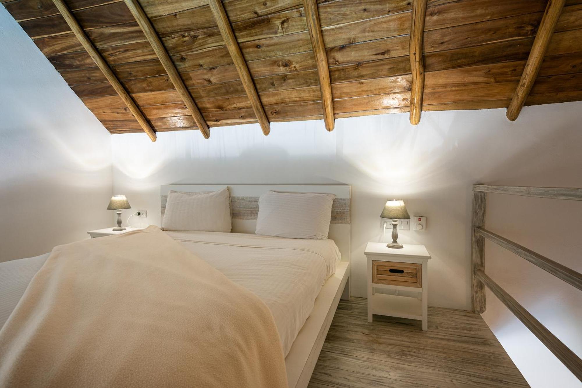 Takuma Boutik Hotel Лас Теренас Екстериор снимка